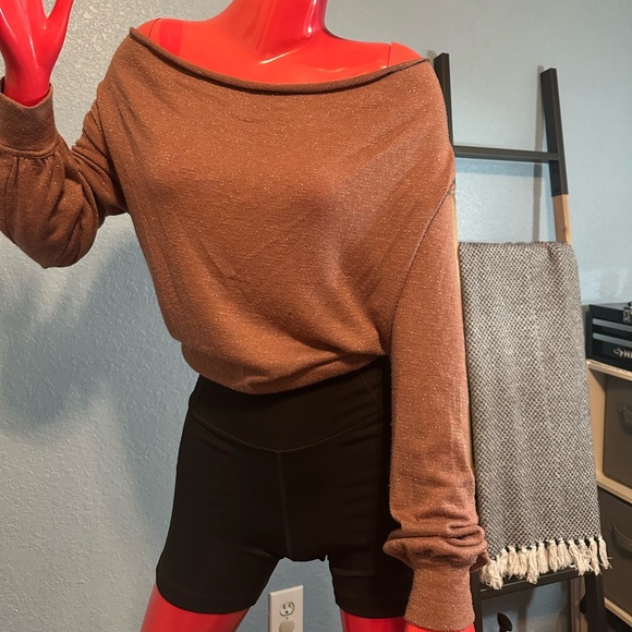 Free People - Picture 2 of 12